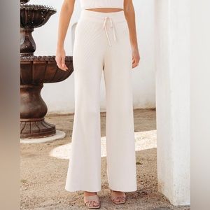 VICI Effortlessly Chic Ribbed Drawstring Wide Leg Pants — Cream — NEW WITH TAGS
